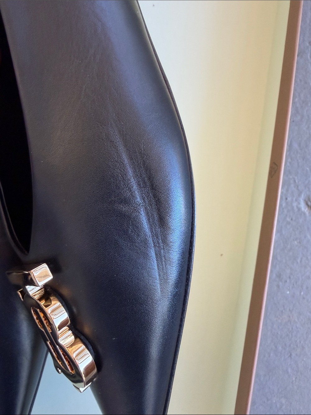 NWT Burberry Black Pointed Leather Flats with Gold TB Monogram size 37.5 - Picture 3 of 11